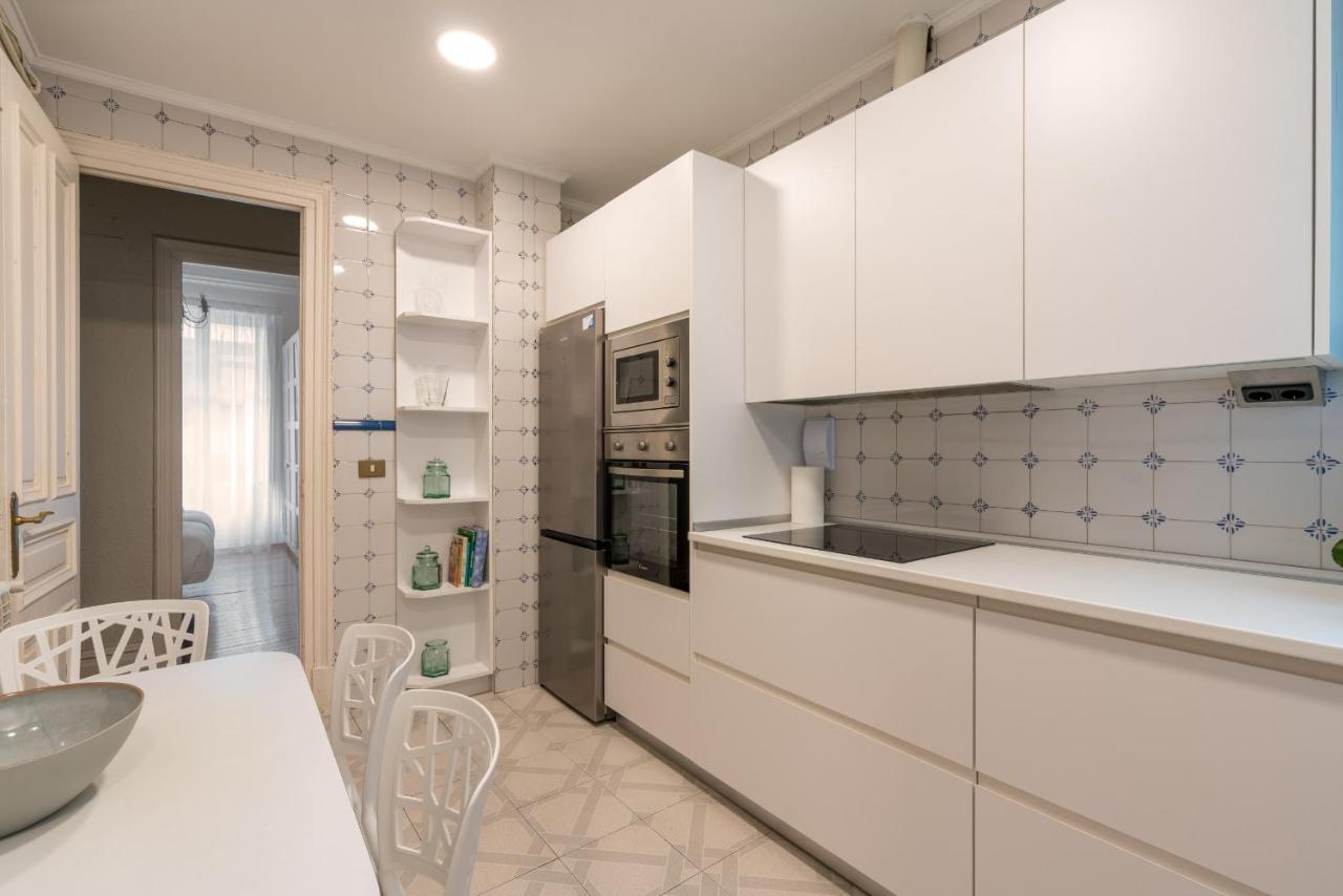 Amama Apartment By People Rentals Бильбао Экстерьер фото