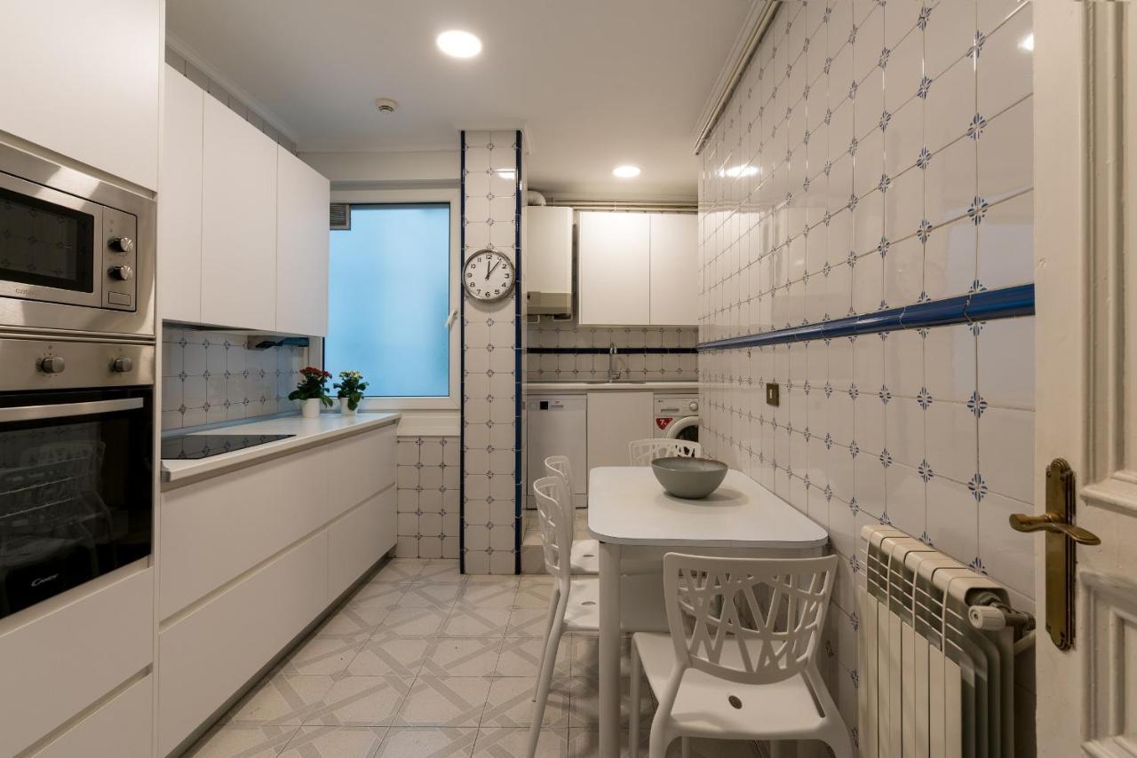 Amama Apartment By People Rentals Бильбао Экстерьер фото
